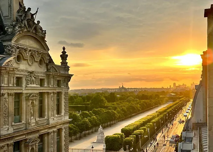 Prestige Sur Louvre Et Tuileries * Parigi