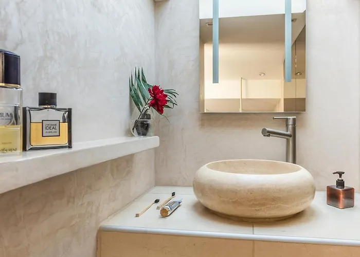 Апартаменты Prestige Sur Louvre Et Tuileries Париж