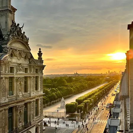 Prestige Sur Louvre Et Tuileries * Paryż
